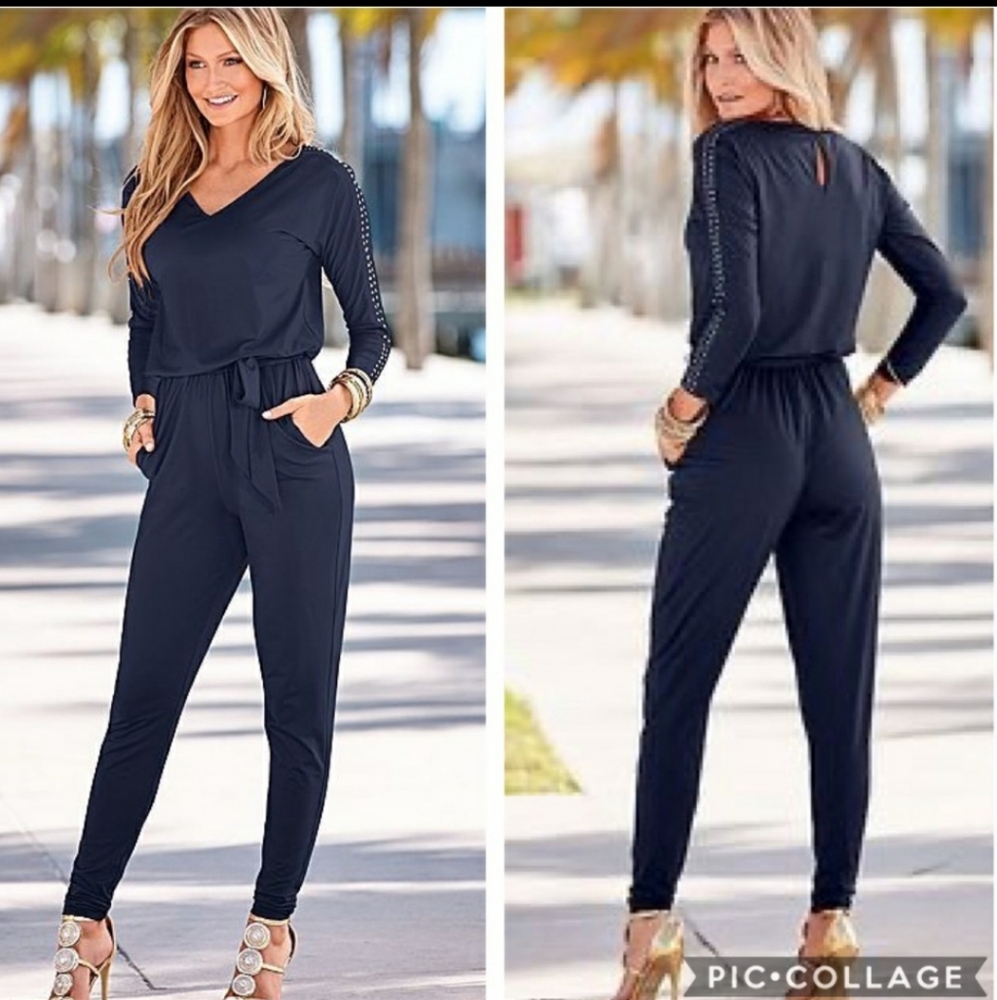 Long sleeve rhinestone jumper